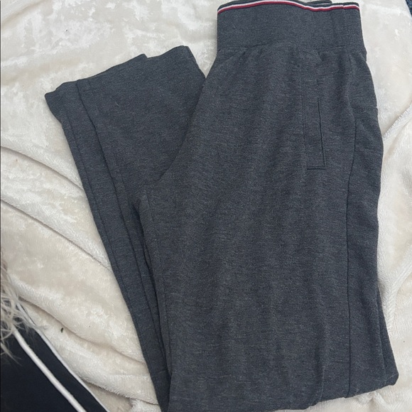 Tommy Hilfiger pants - Picture 6 of 6
